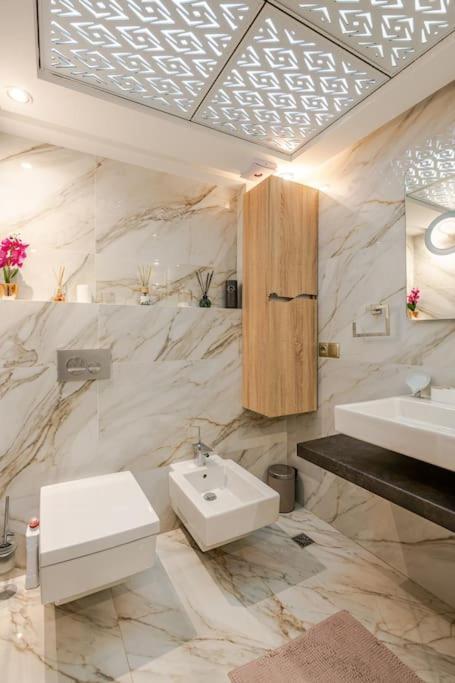 شقة Royale Duplexe Pleine Centre Tanger المظهر الخارجي الصورة