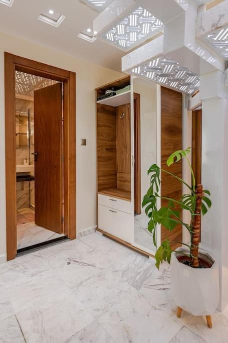 شقة Royale Duplexe Pleine Centre Tanger المظهر الخارجي الصورة