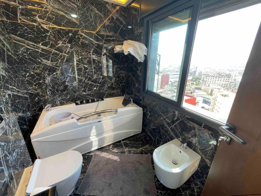 شقة Royale Duplexe Pleine Centre Tanger المظهر الخارجي الصورة